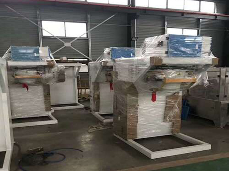 敞口袋包裝機(jī)