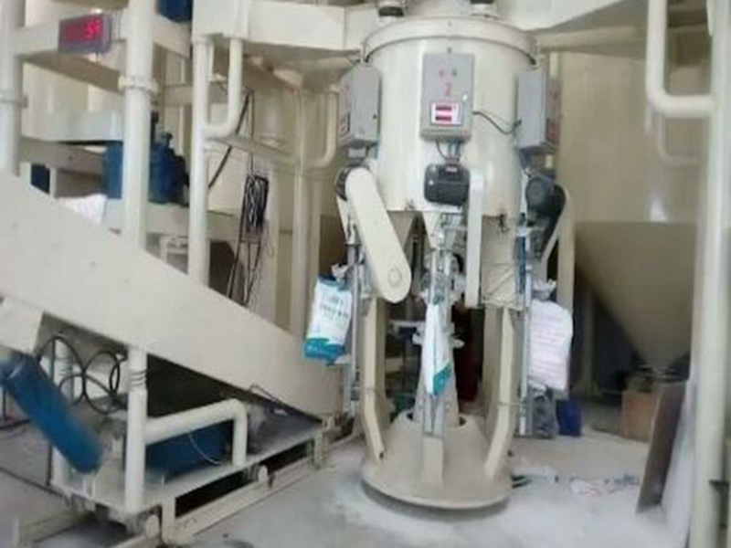 八嘴旋轉(zhuǎn)包裝機(jī)