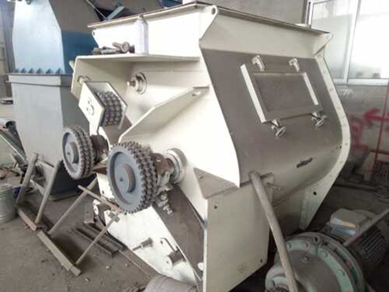 雙軸無重力攪拌機